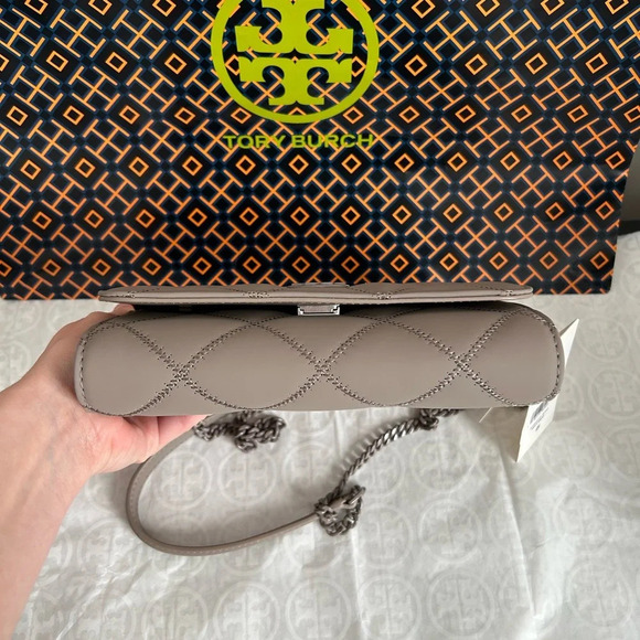 Tory Burch Willa Matte Chain Wallet Crossbody Bag Gray Heron Silver Grey - Picture 5 of 12